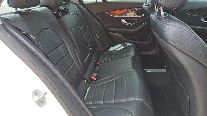 Mercedes-Benz C  2015