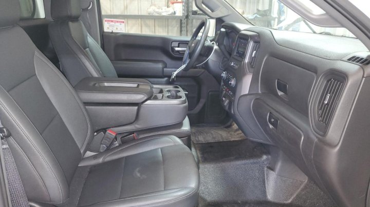 Chevrolet Silverado  2023