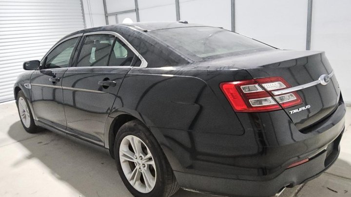 Ford TAURUS  2016
