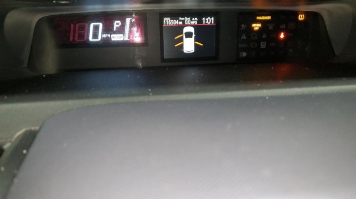 Toyota PRIUS C  2016