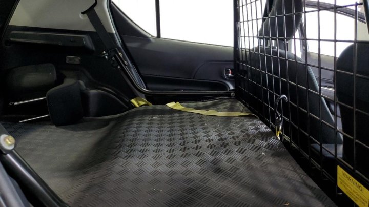 Toyota PRIUS C  2016