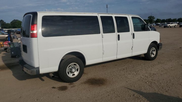 Chevrolet EXPRESS G3500  2016