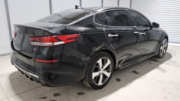 KIA Optima  2019