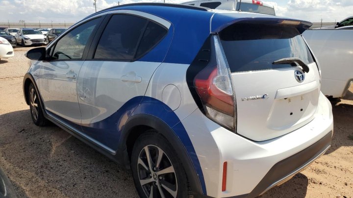 Toyota PRIUS C  2018
