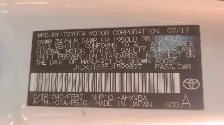 Toyota PRIUS C  2018