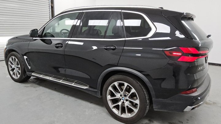 BMW X5  2024
