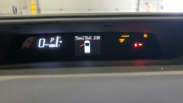 Toyota PRIUS C  2016