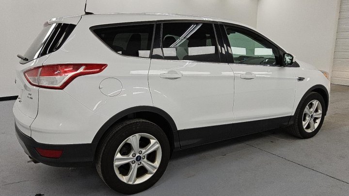 Ford Escape  2015