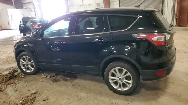 Ford Escape  2017