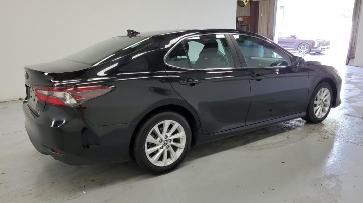 Toyota Camry  2024