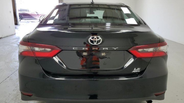 Toyota Camry  2024