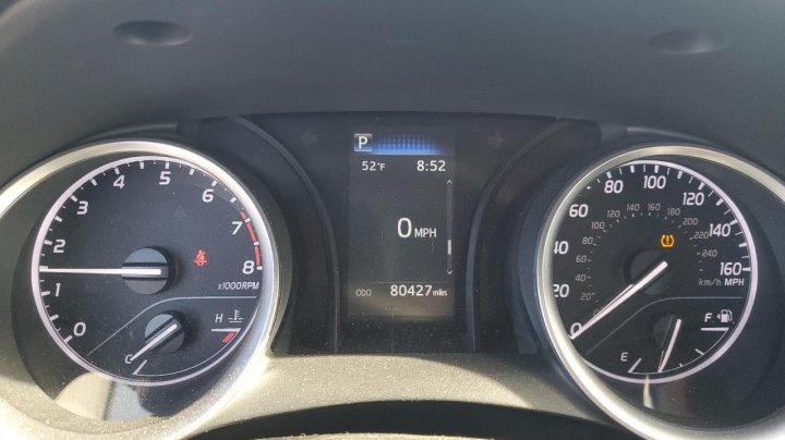 Toyota Camry  2021