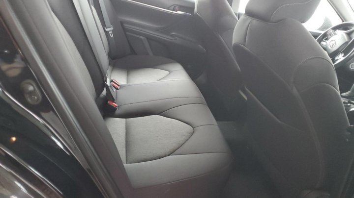 Toyota Camry  2021