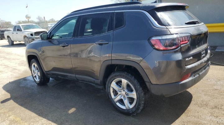 JEEP COMPASS  2023