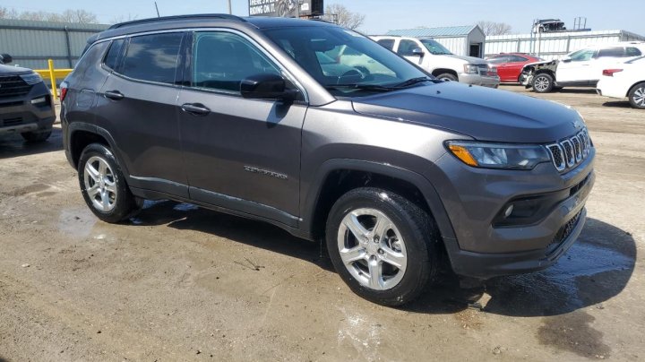 JEEP COMPASS  2023