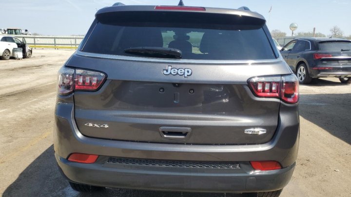 JEEP COMPASS  2023