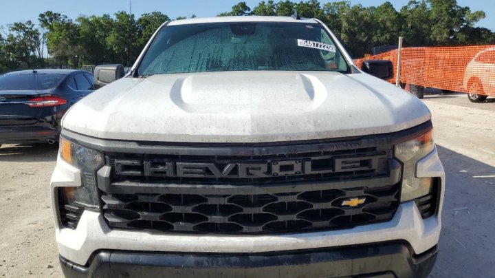 Chevrolet Silverado  2023