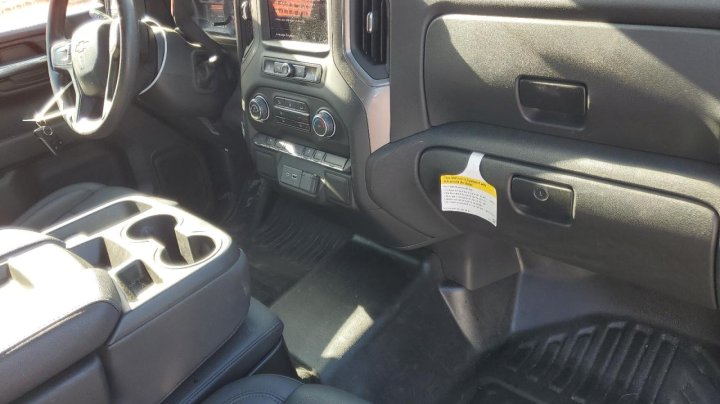 Chevrolet Silverado  2023