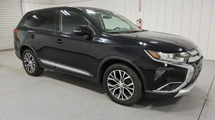 Mitsubishi Outlander  2018