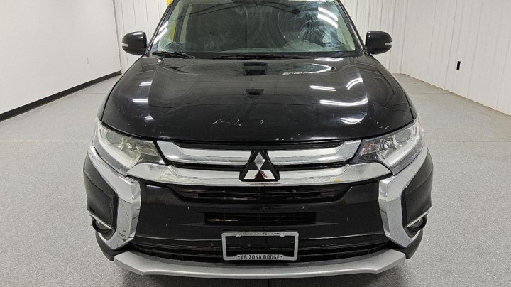 Mitsubishi Outlander  2018