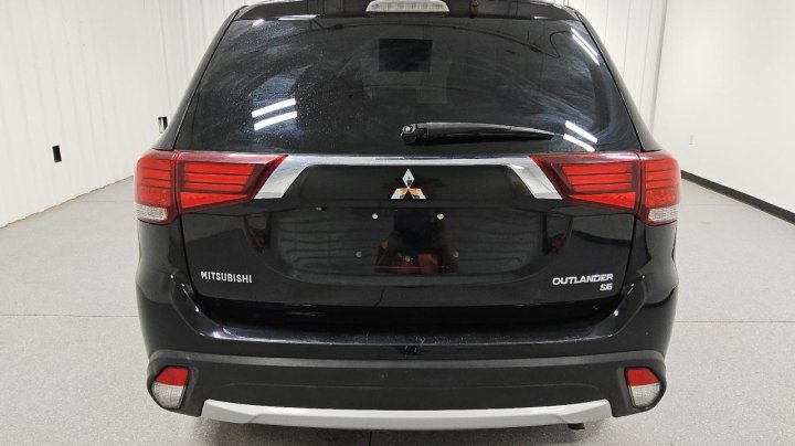 Mitsubishi Outlander  2018