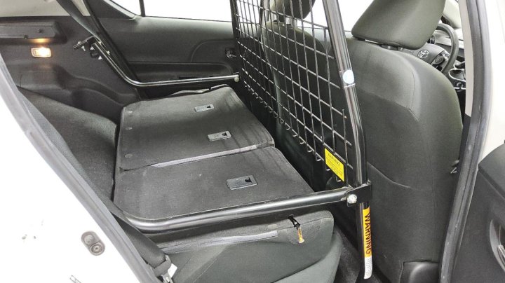 Toyota PRIUS C  2018