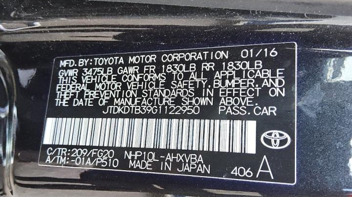 Toyota PRIUS C  2016