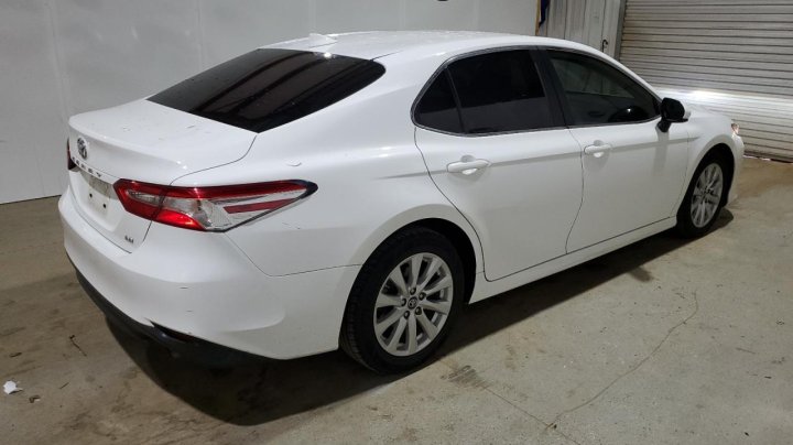 Toyota Camry  2019