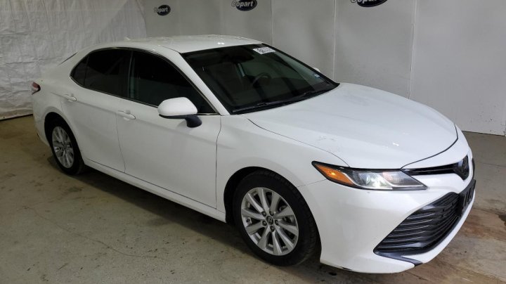 Toyota Camry  2019