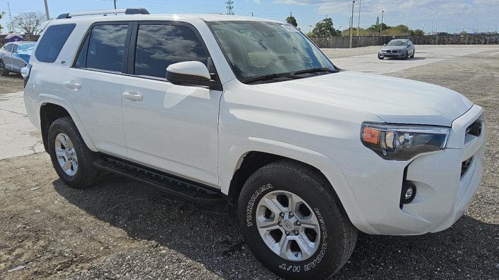 Toyota 4runner  2024