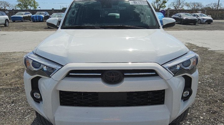 Toyota 4runner  2024
