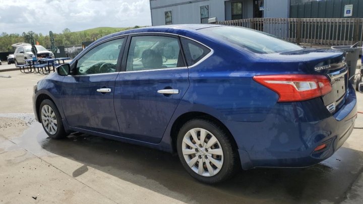 Nissan Sentra  2017