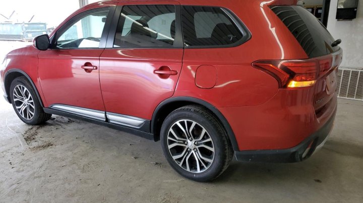 Mitsubishi Outlander  2018