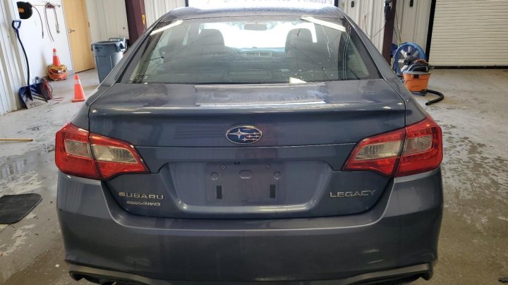 Subaru Legacy 2.5I 2018