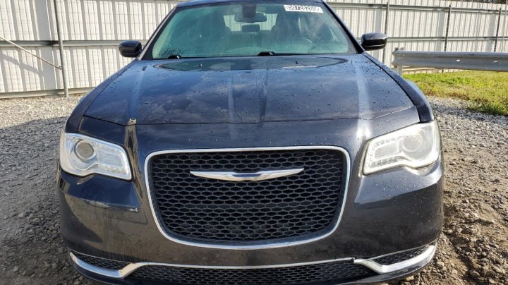 CHRYSLER 300  2015