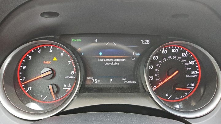 Toyota Camry  2021