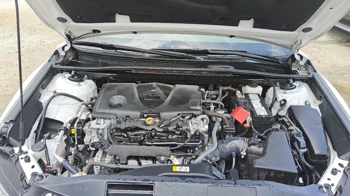 Toyota Camry  2021