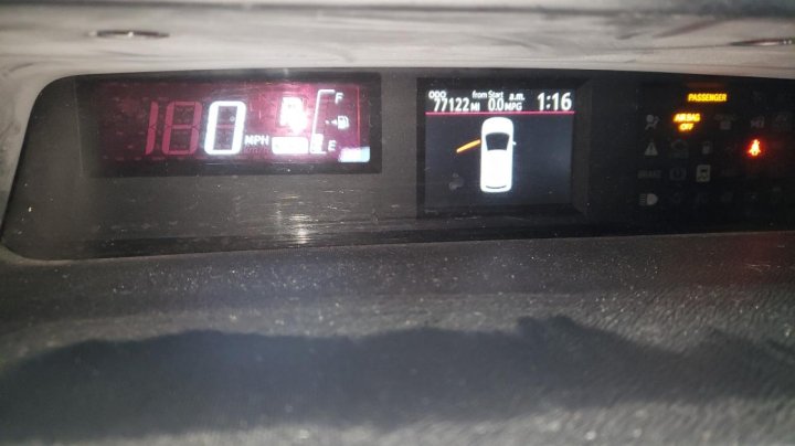 Toyota PRIUS C  2016
