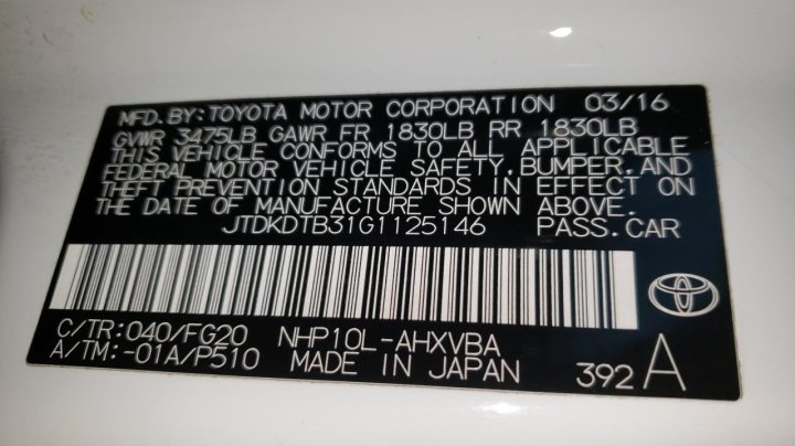 Toyota PRIUS C  2016