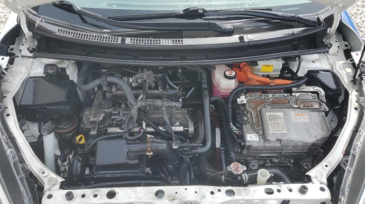 Toyota PRIUS C  2018