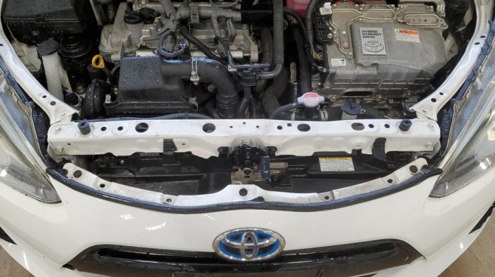Toyota PRIUS C  2016