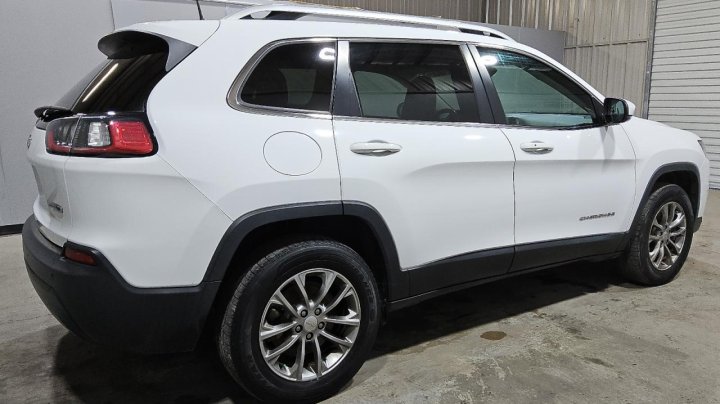 JEEP Cherokee LATITUDE PLUS 2019