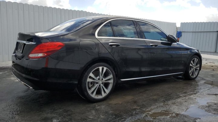 Mercedes-Benz C 300 2016