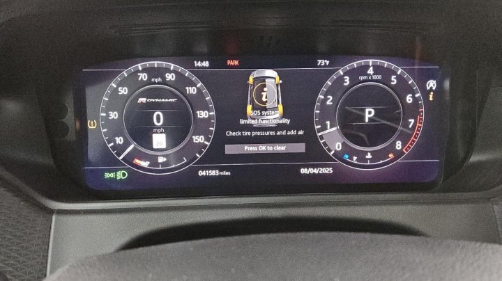 Land Rover Range Rover Velar R-DYNAMIC SE 2018