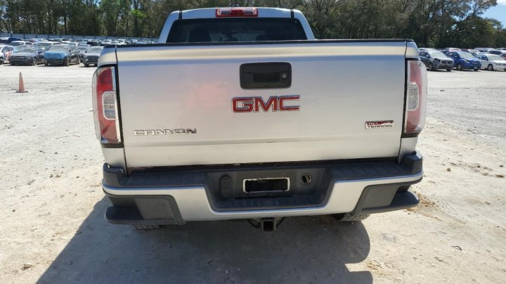 GMC Canyon SLE 2015