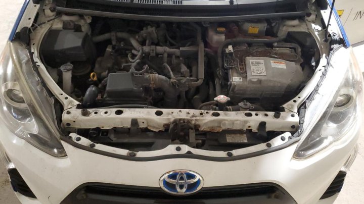 Toyota PRIUS C  2016