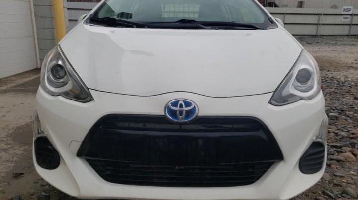Toyota PRIUS C  2016
