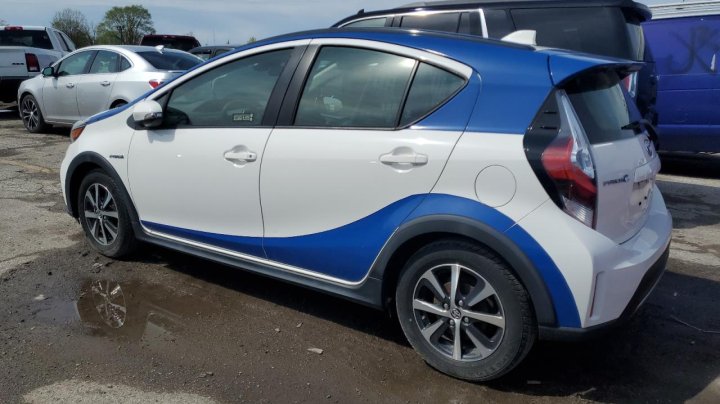 Toyota PRIUS C  2018