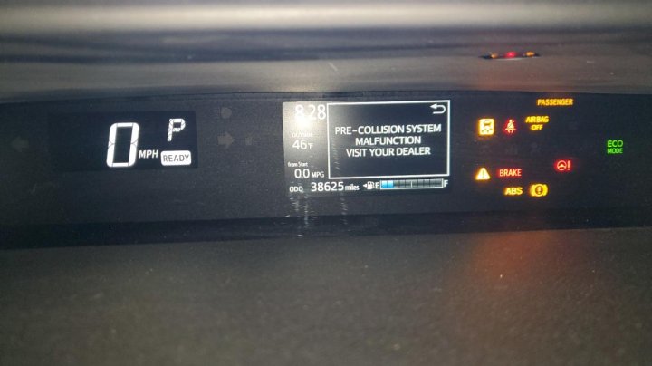 Toyota PRIUS C  2018