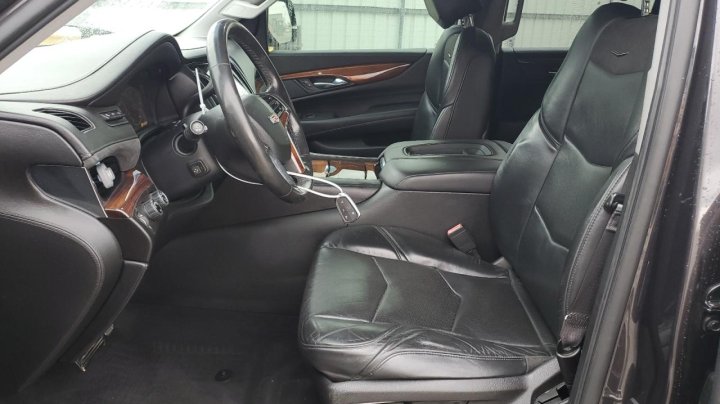 Cadillac Escalade LUXURY 2015